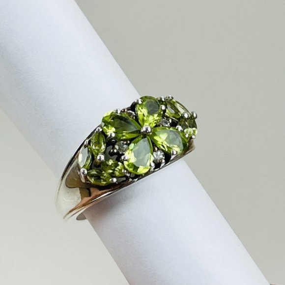 Custom Peridot & Diamond Gemstone Sterling Silver .925 Women's Ring Size 8 - Picture 2 of 7